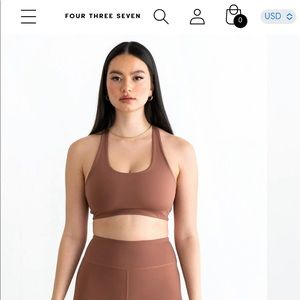 437 workout apparel never worn